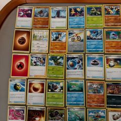 30 Pokemon cards