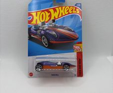 Hot Wheels Twin Mill  Long Card