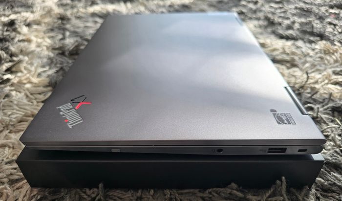 Lenovo X1 Yoga (6thgen) i7/512/32gb/4K  [High-Spec | Like New]