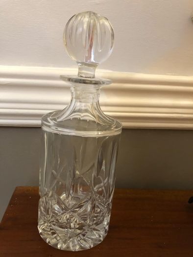 crystal glass decanter