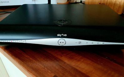 Sky+ HD Box (DRX890) 500GB - Powers On - Includes Cables