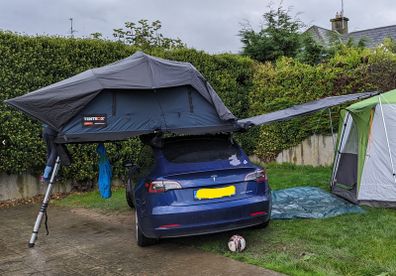 TentBox Lite XL Roof Top Tent + awning