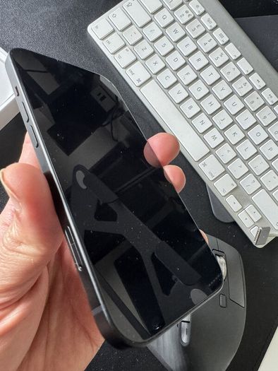 iPhone 15 128GB Black - Unlocked - 89% Battery