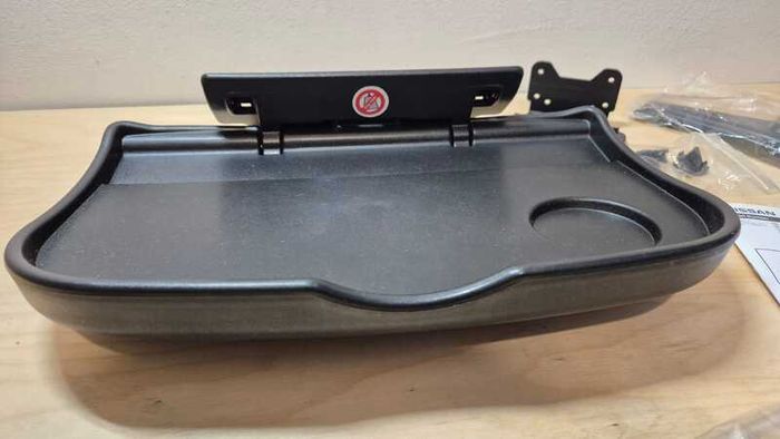 Nissan Qashqai Kids' Table