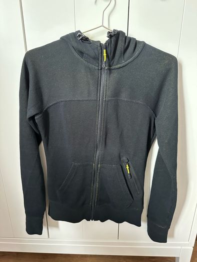 Nike women's ladies zip hoodie in great condition, barely used