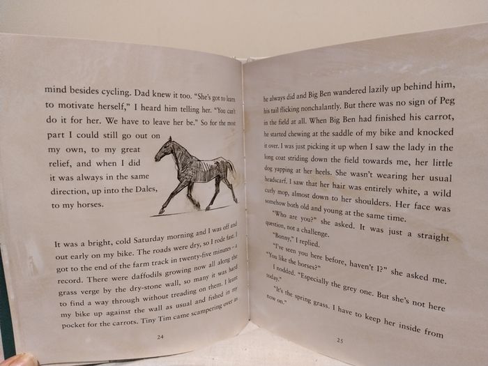Muck & magic by Michael Morpurgo  HARDBACK BOOK
