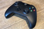 XBox One Wireless Controller (OG Model 1537) - #386