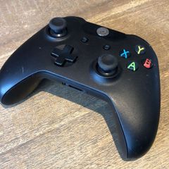 XBox One Wireless Controller (OG Model 1537) - #386