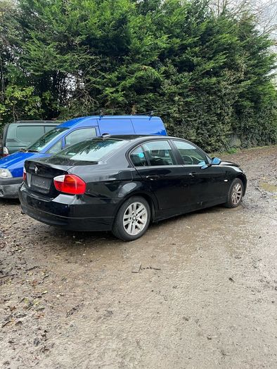 Breaking bmw e90 n45 sapphire met 475