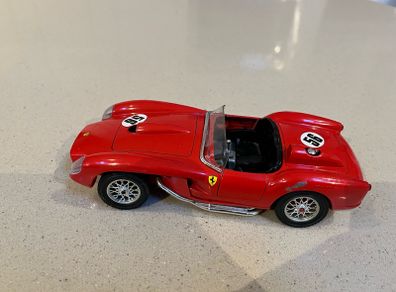 Ferrari 250 Testsrossa 1/24 Burago