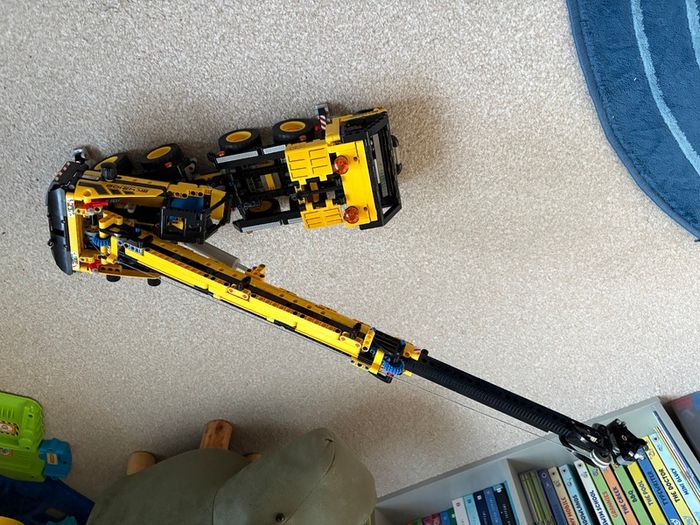 Lego Technic 42108 Mobile Crane