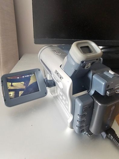 Sony DCR-TRV265E Digital8 Handycam Fully Working, Excellent Condition
