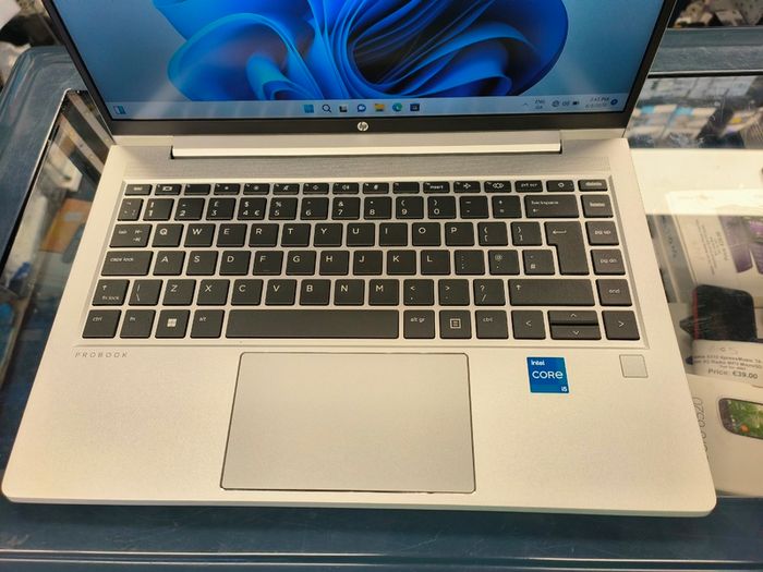 HP ProBook 440 G9 14'' Notebook i5-1235U 12th Gen 16GB RAM 256GB SSD Windows 11 Pro.
