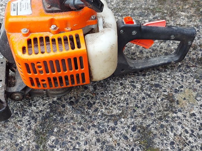 Green Line, Model GT 600D, Petrol Hedge Trimmer in very good condition, not tested