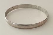 Bangle - distressed silver-coloured