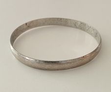 Bangle - distressed silver-coloured