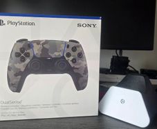 PS5 controller Camouflage edition with dock