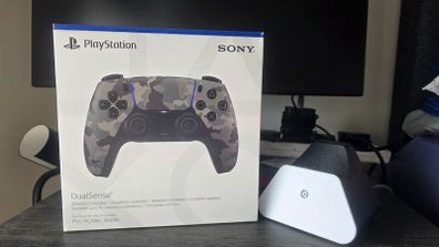 PS5 controller Camouflage edition with dock