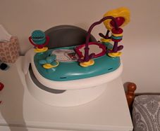 Mamas & Papas Baby Snug Floor Seat with Activity Tray