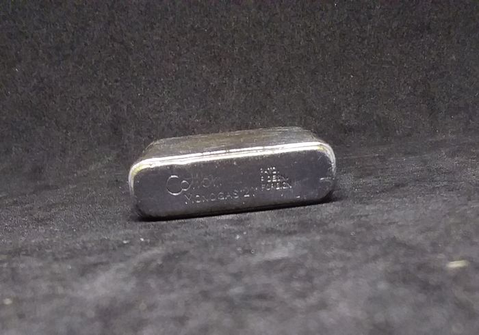 Colibri Monogas 21 Vintage Lighter