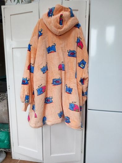 Oodie Peach Colour Unused
