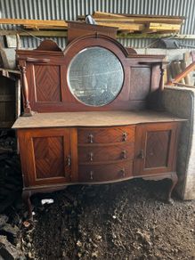 Side cabinets / vanity units