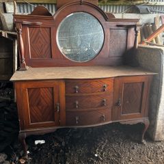 Side cabinets / vanity units