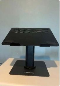 adjustable laptop stand