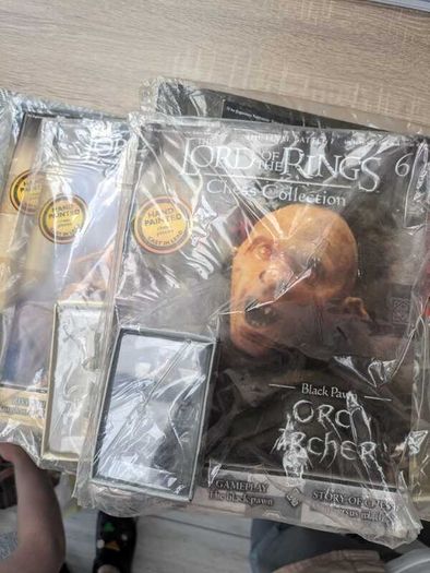 The Lord Of The Rings: Chess Pieces