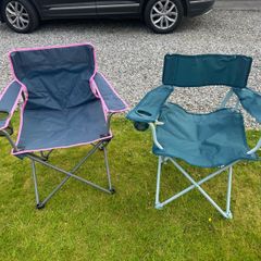 3 Foldable camping chairs