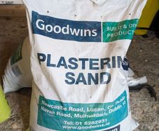 plastering sand