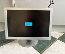 Free LCD Monitor 19"