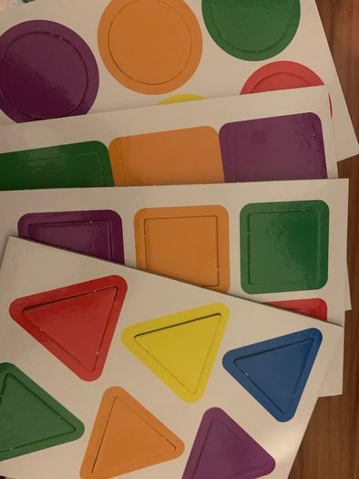 Montessori shapes & colours game