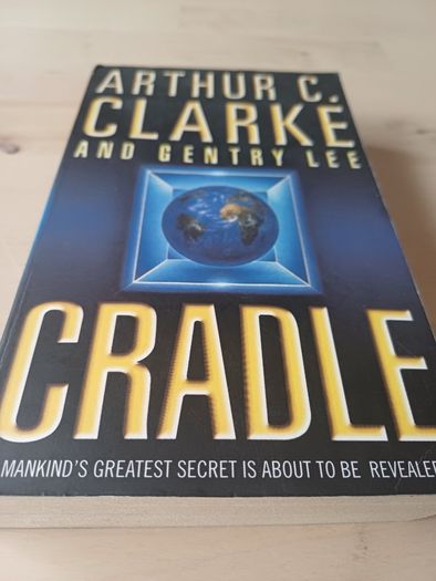 Cradle by Arthur C. Clarke and Gentry Lee (Science Fiction Paperback 2000)