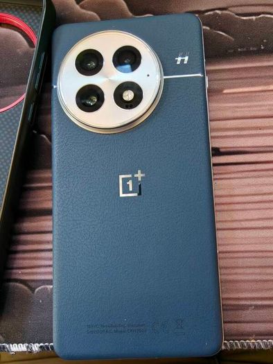 OnePlus 13