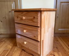 3 solid wooden drawer units