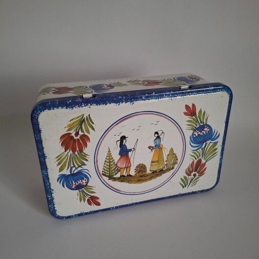 French Quimper Biscuit Tin