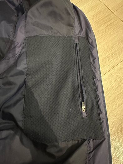 Lacoste men sleveless jacket / vest