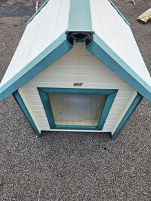 Dog kennel