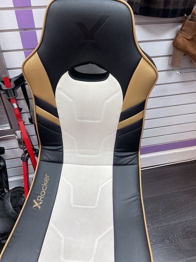gaming chair