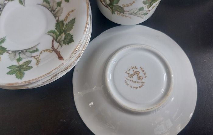 Small Collection of Arklow Pottery Coffee Set Items in the Ragusa Pattern, Plus Some Free Matching Pattern Saucers by Royal Tara.