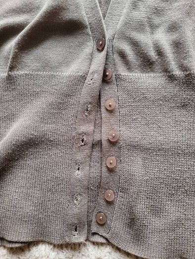 Atmosphere fine-knit cardigan with a V-neckline and button-front closure