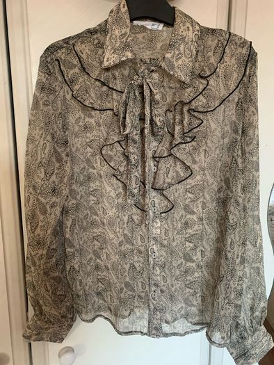 Blouse size 12