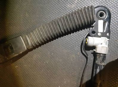 Bmw 5 E60 E61 Series Passenger Left Seatbelt Pre Tensioner 9117239