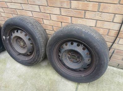 Pair of 15"  4x100 steelies with next to new thread