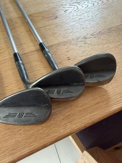 Golf clubs