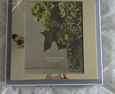 Vera Wang Wedgewood photo frame 8 x 10 inches