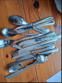 knives