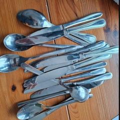 knives