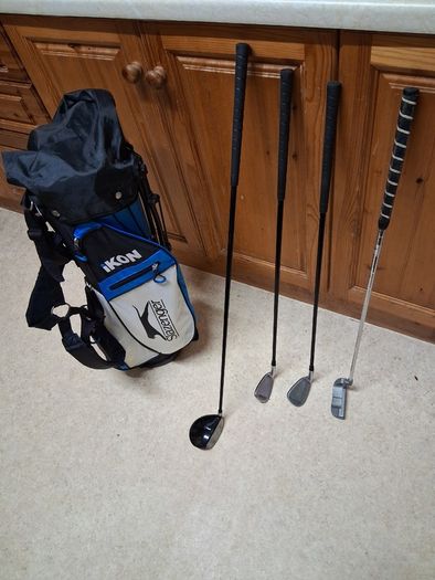 Golf Clubs Golf Set For 9 To 11 Year Old.